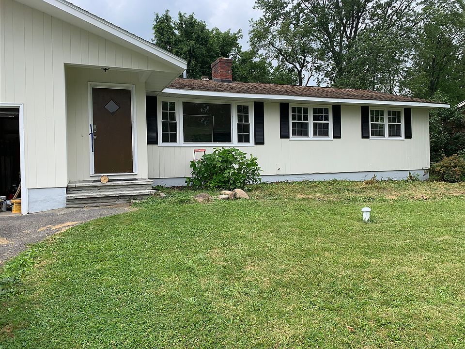 1st image of 225 Marsh Dr