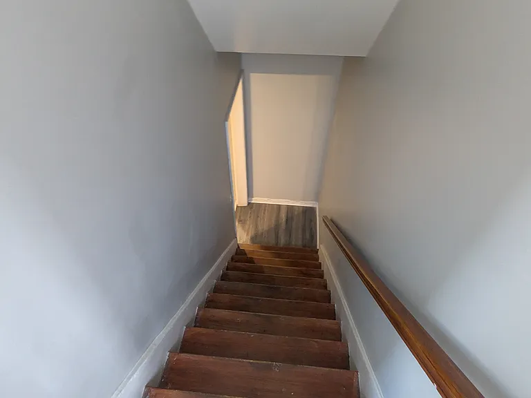 12 Madison Ave — Photo 7