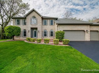 872 Sheehan Ave, Glen Ellyn, IL 60137