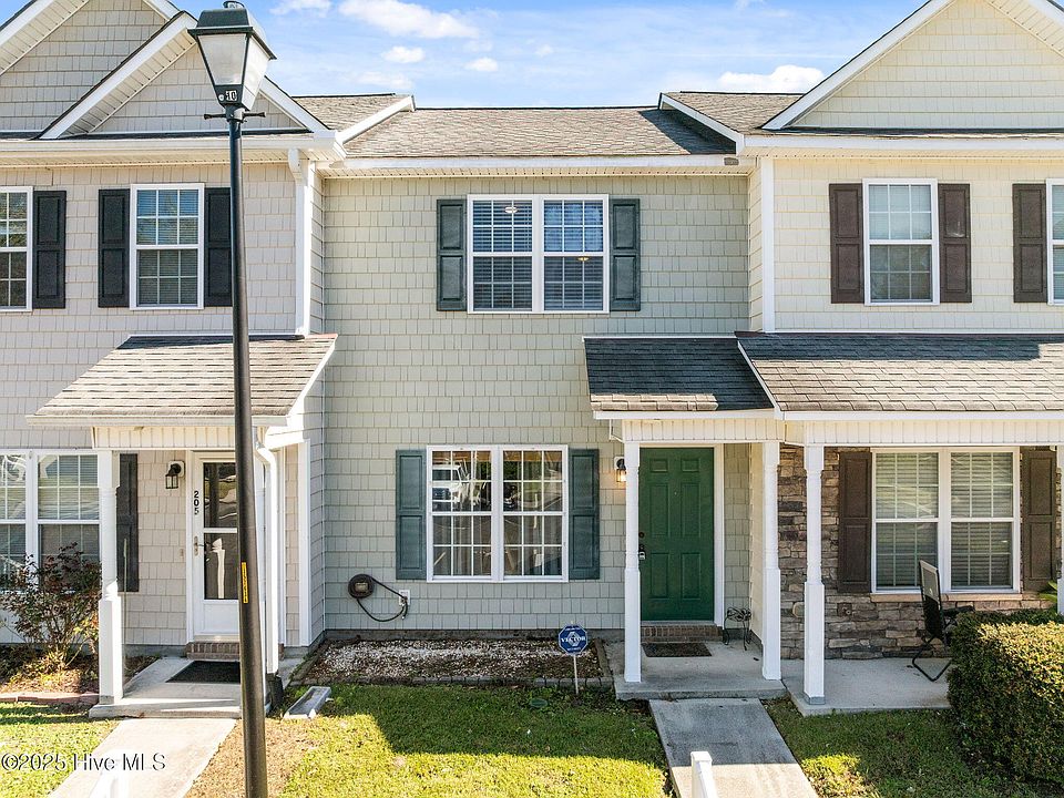 1st image of 27 E Doris Avenue #207