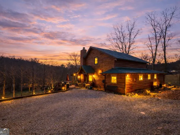 28 Wood Ln, Blue Ridge, GA 30513