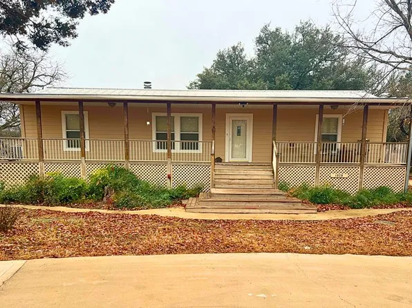 1879 Arcadia Loop S, Kerrville, TX 78028