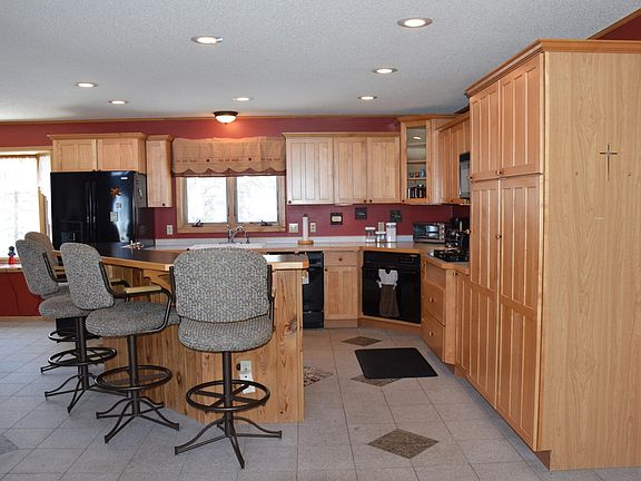 Kitchen 3