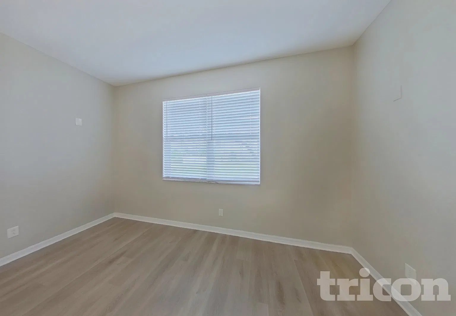 601 Cypress Park Avenue Tarpon Springs FL — Photo 3