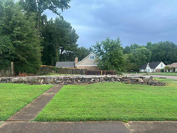 2nd image of 4799 Walden Glen St Lot 132
