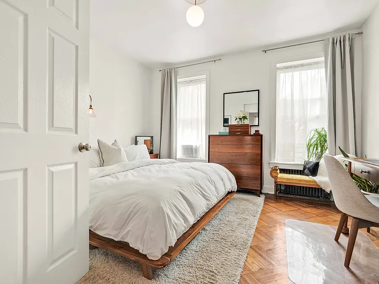 568 Saint Marks Ave #2B — Photo 7