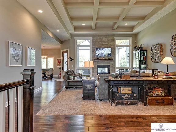 5th image of 5266 Waterford Avenue Cir