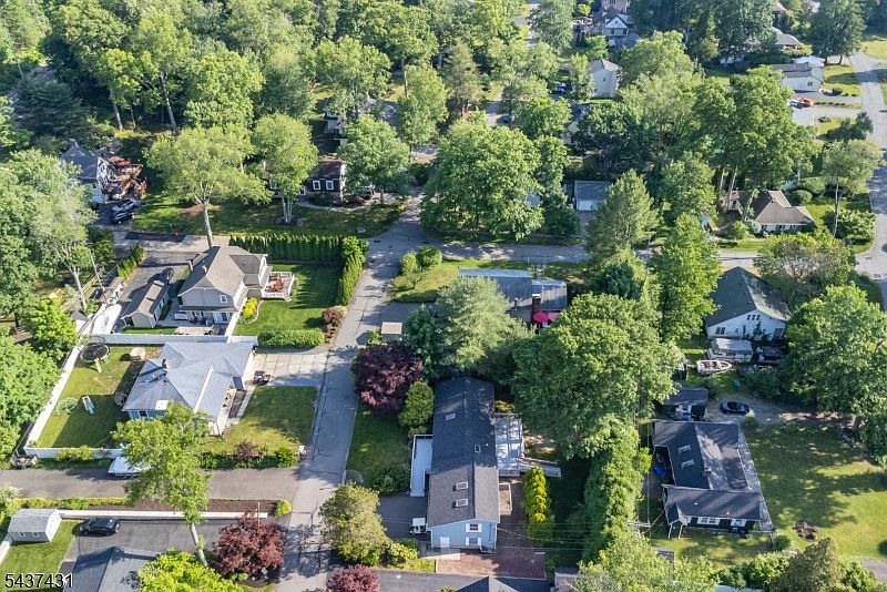1st image of 20 Wanaque Rd