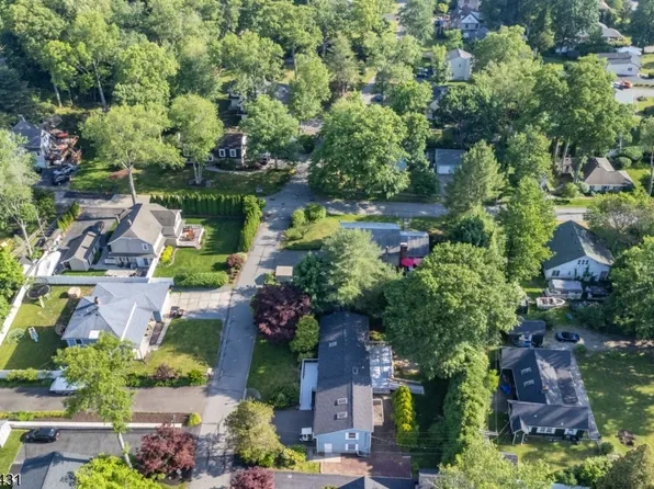 20 Wanaque Rd, West Milford Twp., NJ 07421