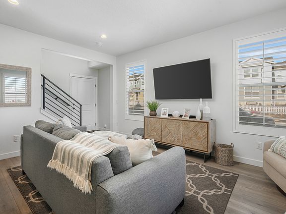 3rd image of 6671 W Skip Rock Rd