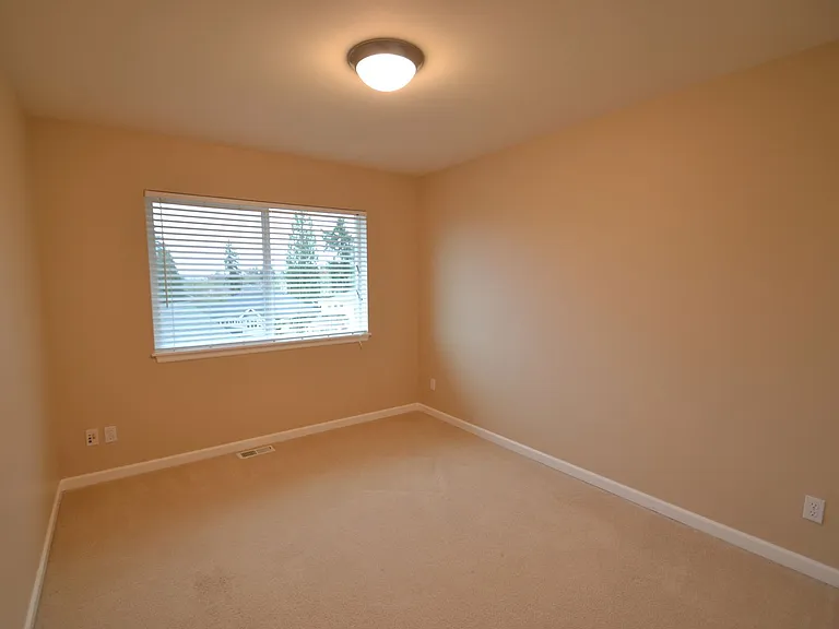 7517 150th St SE — Photo 15