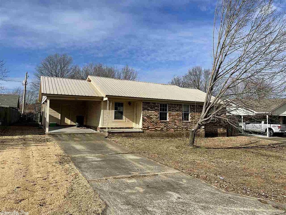 1st image of 203 Joy Dr