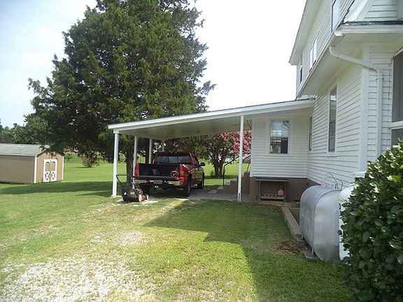 3rd image of 146 Main St