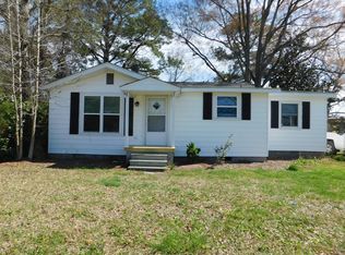 421 Church Rd, New Bern, NC 28560