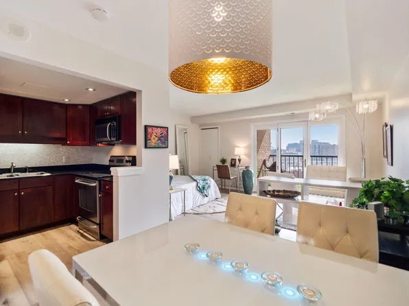 20 2nd St NE Unit P1205, Minneapolis, MN 55413