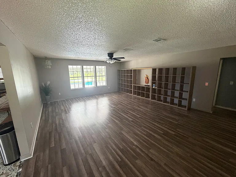 10102 Arnold Rd — Photo 4