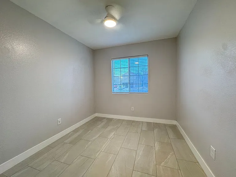 9180 Sparklewood Ct — Photo 15