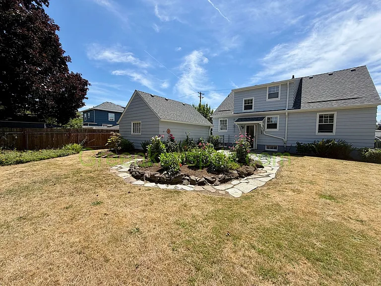 2101 N Rosa Parks Way — Photo 9