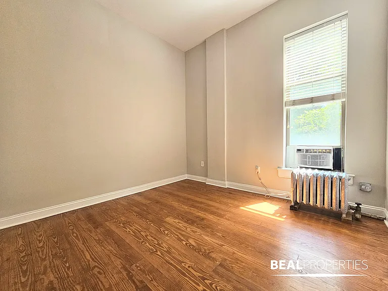 2200 N Clark St — Photo 47