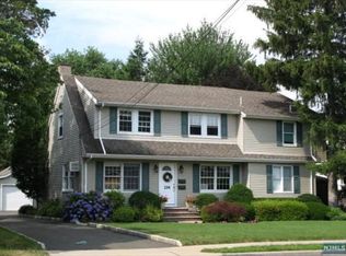 234 W Midland Ave, Paramus, NJ 07652