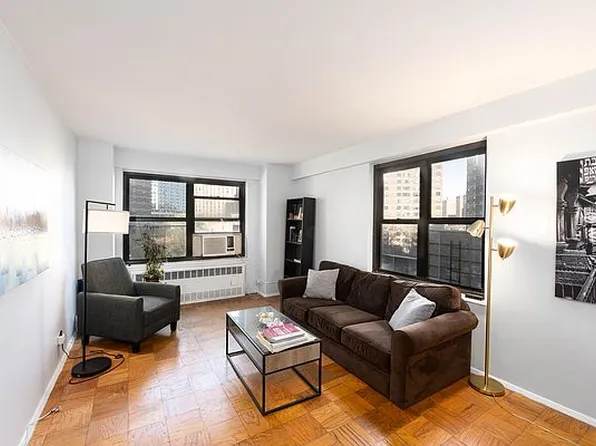 266 Broadway APT B404, New York, NY 10002