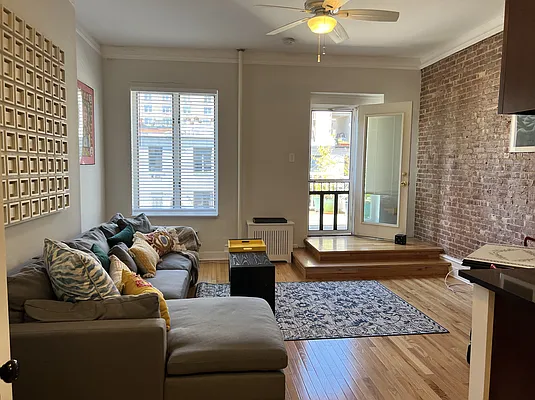 Rented by Compass | media 3