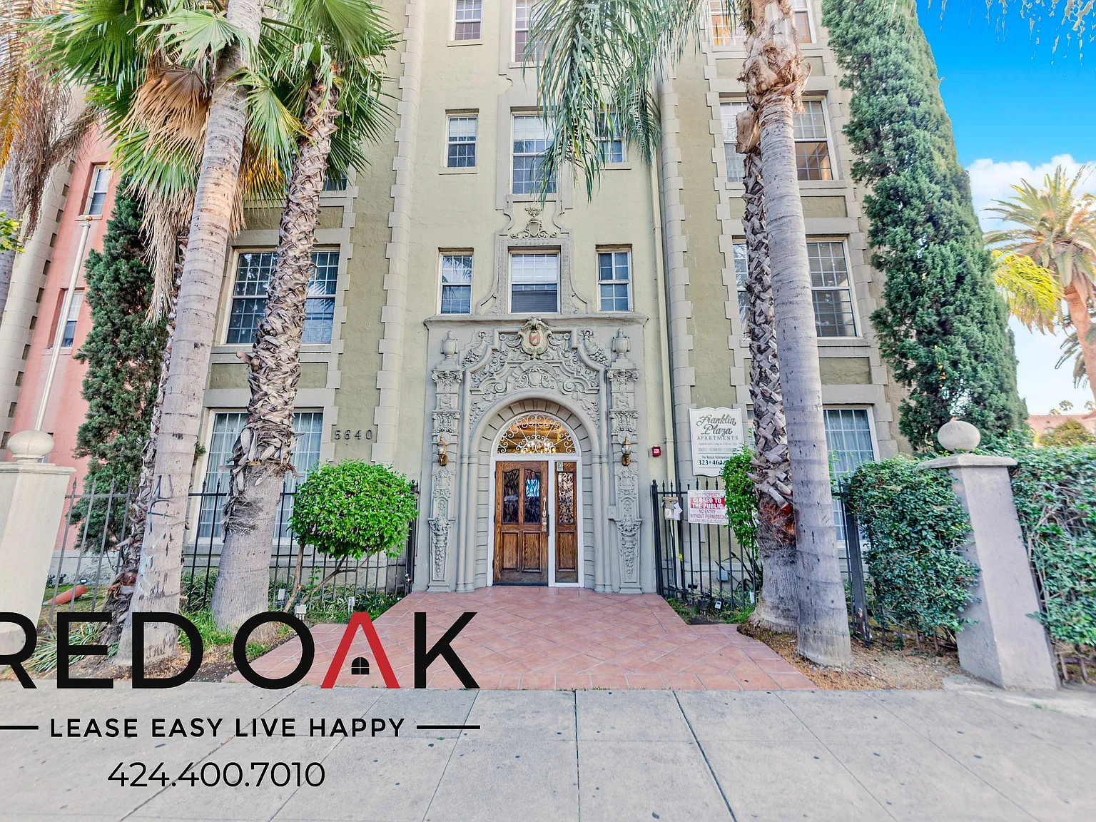 Airy 1-Bed with Gated Entry, On-Site Laundry and Parking Available in the Heart of Hollywood! — Photo 2
