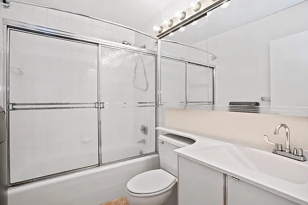 Rented by Douglas Elliman | media 14