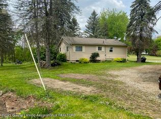 10550 N Parma Rd, Springport, MI 49284