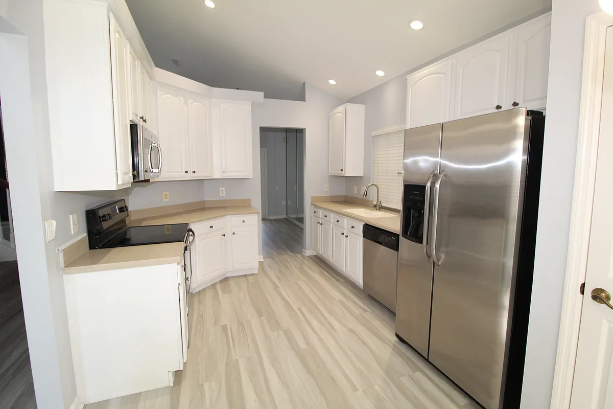 Building Photo - 6031 Bay Valley Ct