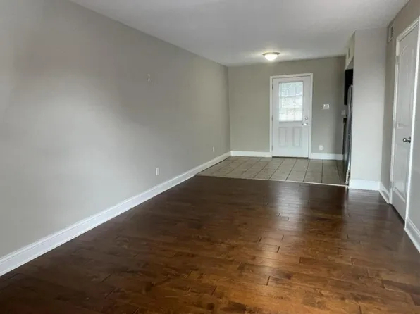 916 Villa Dr, Richmond, KY 40475