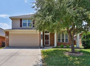 15529 Landing Creek Ln, Roanoke, TX 76262