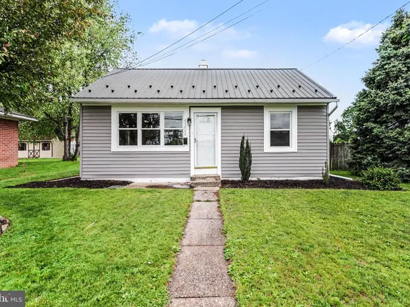 4302 Allen Rd, Camp Hill, PA 17011