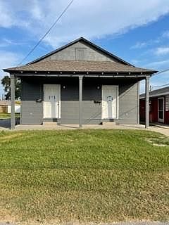 1st image of 1015 West Dr #A