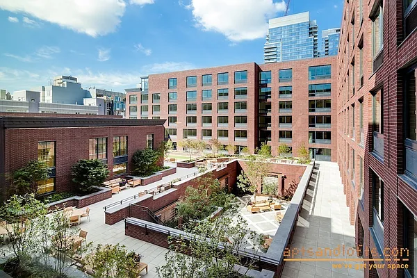 Rented by aptsandlofts.com | media 60