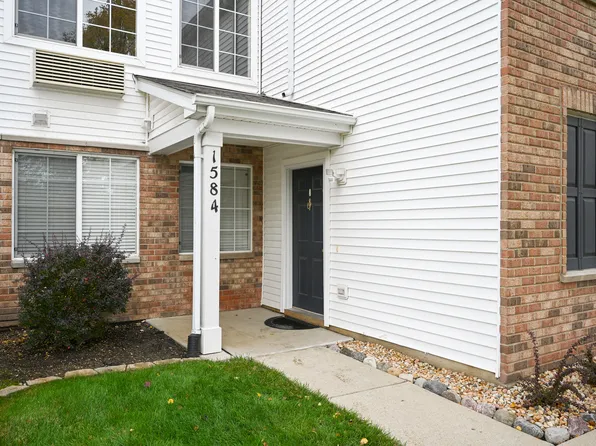 1584 McClure Rd #1584, Aurora, IL 60505