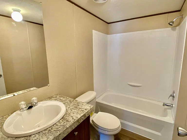 2 nd bathroom
