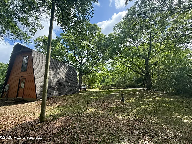 9907 Cedarcliff Dr — Photo 19