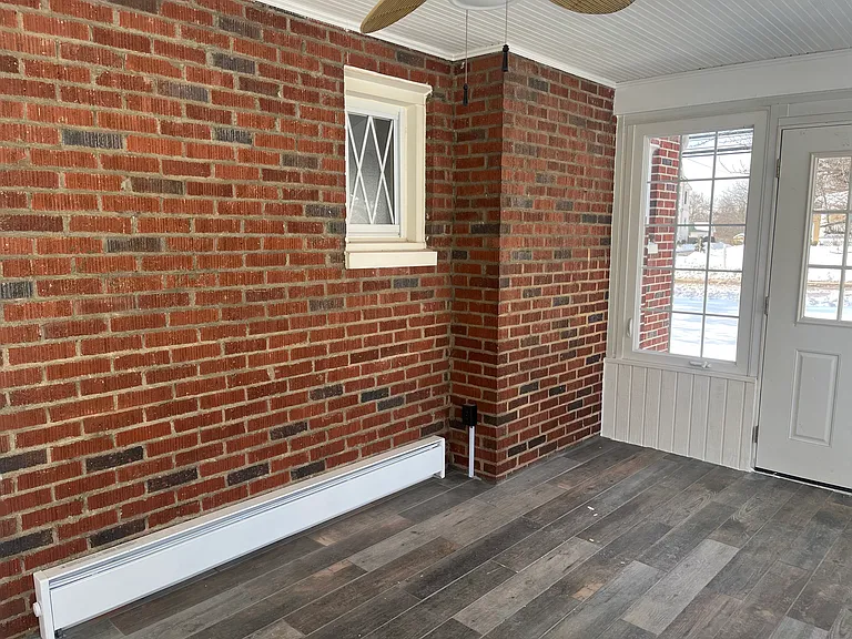 1001 S Main St #A — Photo 8