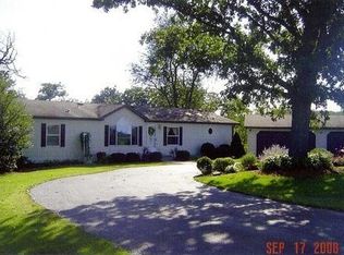 N2669 Pine Tree Rd, Monroe, WI 53566