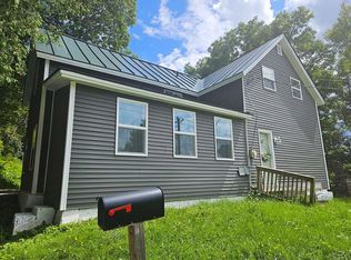 67 Noyes St, Richford, VT 05476