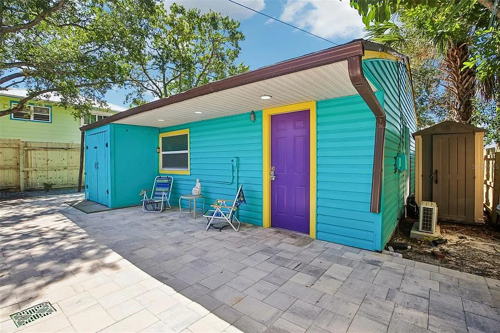 Studio, 1.0 bath, 612 sqft, $1,700 — Photo 2