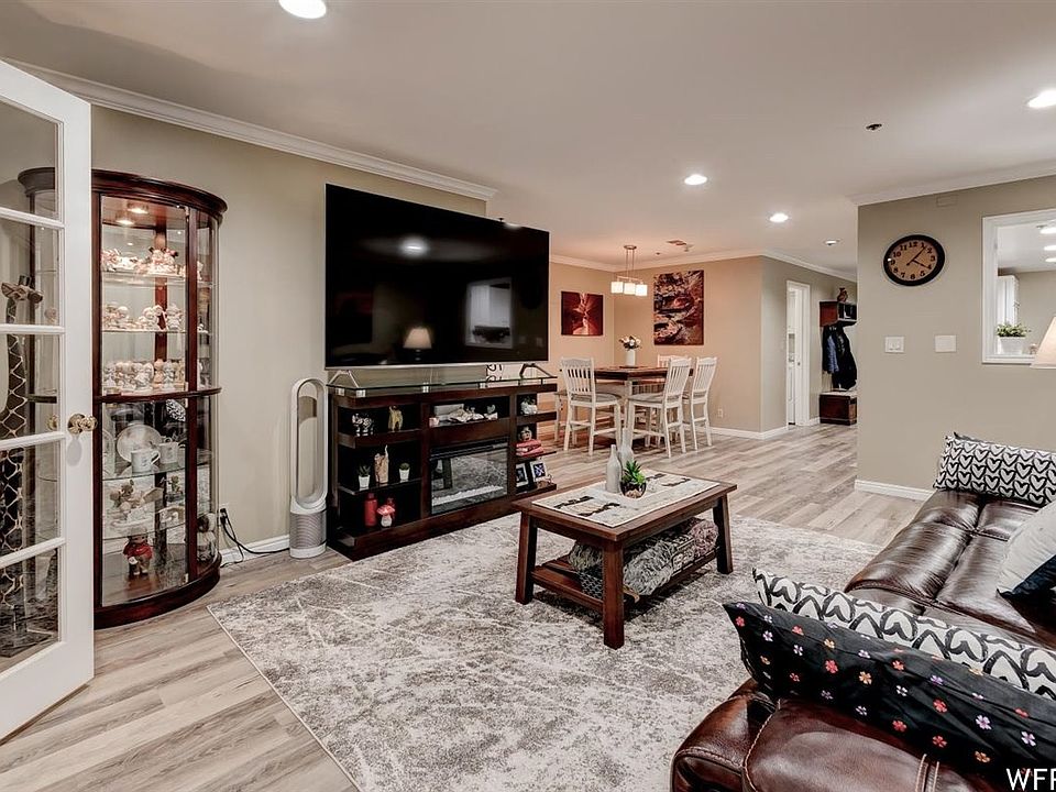 1st image of 44 W Broadway #802