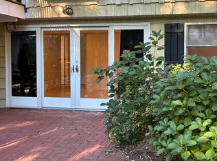 (Undisclosed Address), Huntington, NY 11743