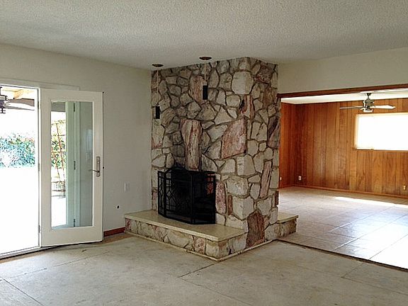4th image of 5127 67th St