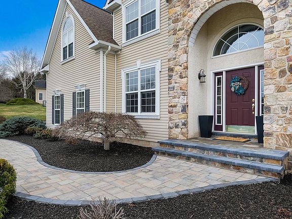 5th image of 4745 Nottingham Way