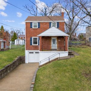 1581 Greencrest Dr, Pittsburgh, PA, 15226