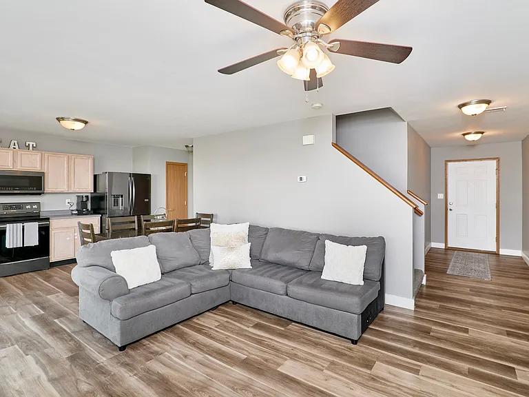 206 Waterside Crossing Ct — Photo 8