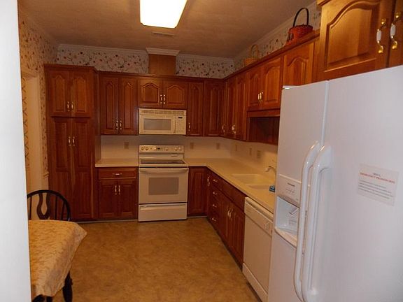 5th image of 3060 McVitty Forest Dr APT 317