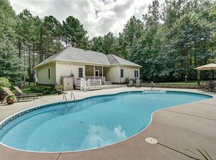 18825 Waterford Dr, Sutherland, VA 23885